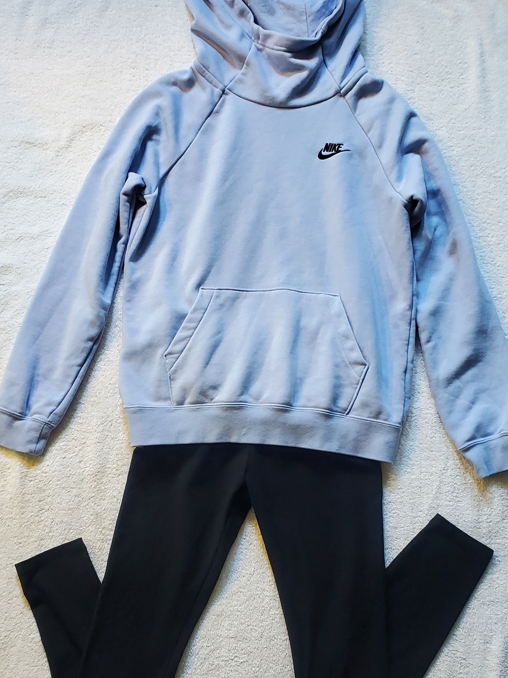 Nike Funnel Neck Hoodie And Vera Wang Leggings Set